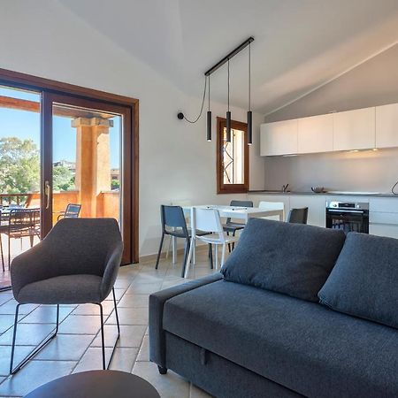 House Of Lens Golfo Aranci Exterior foto