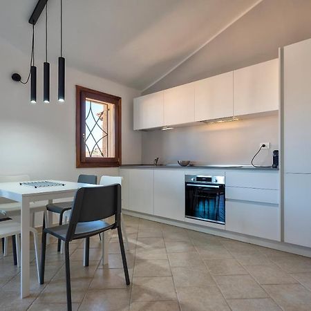 House Of Lens Golfo Aranci Exterior foto