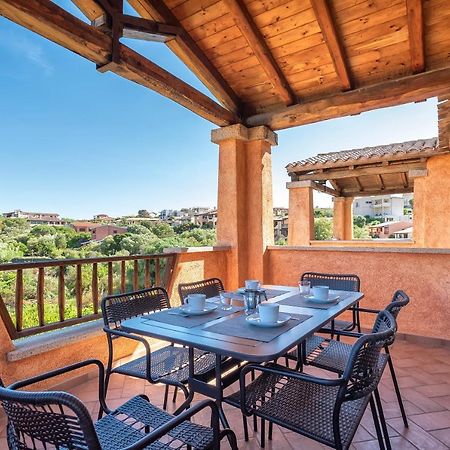 House Of Lens Golfo Aranci Exterior foto